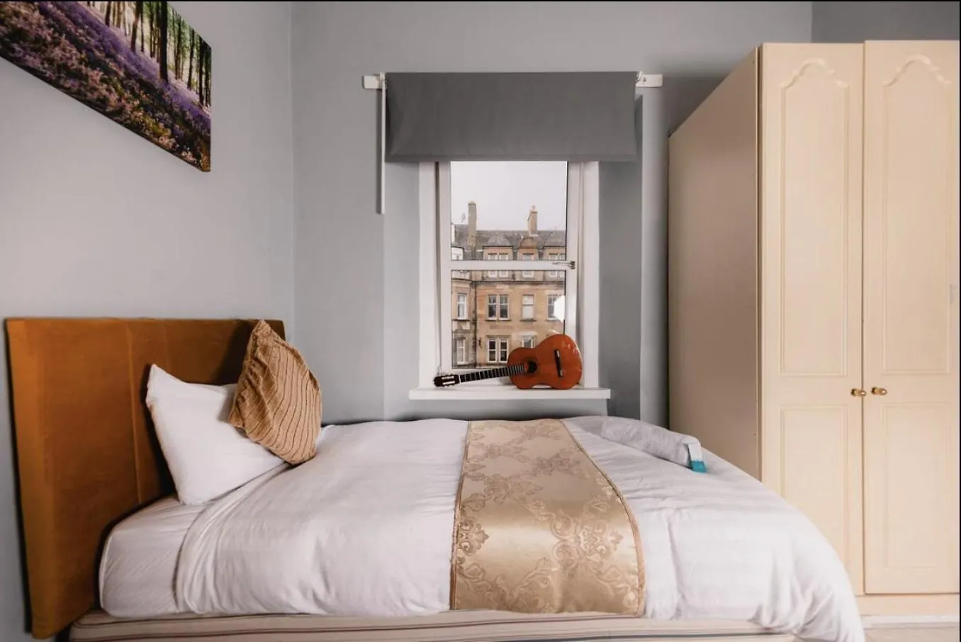 Warm & Welcoming Apartment City Center - Meadows 9! Edinburgh
